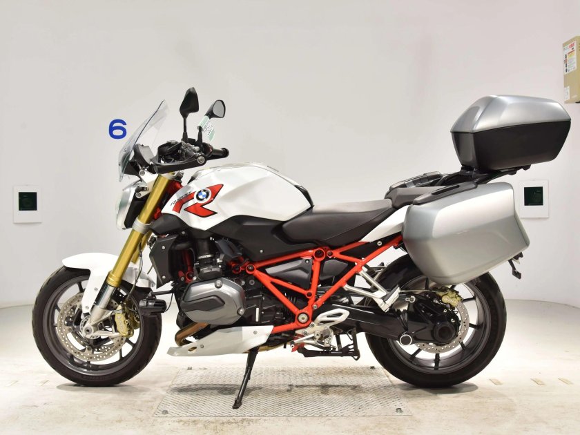 Мотоцикл bmw