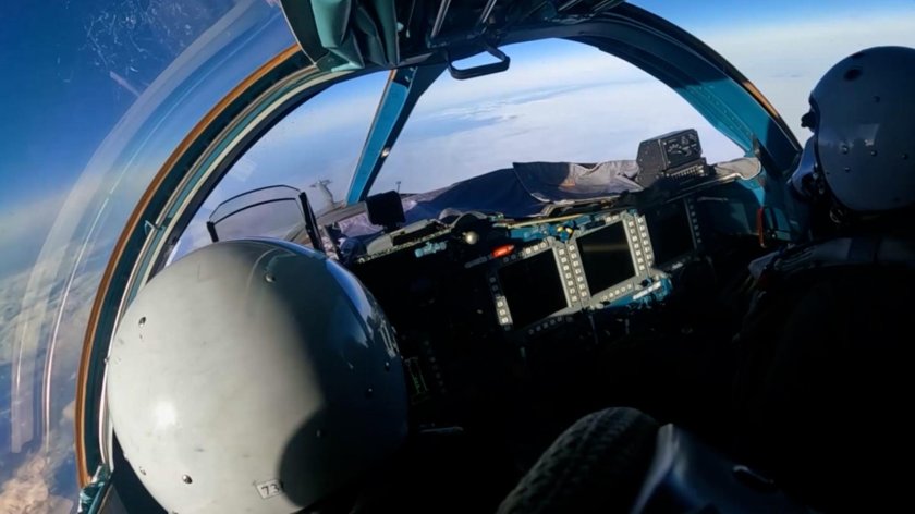 Истребитель бомбардировщик су 34