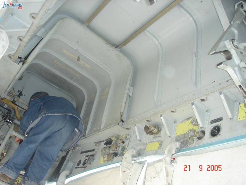 Су-34 кабина туалет