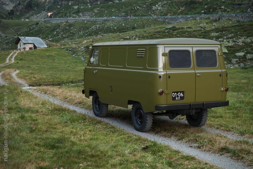 Буханка уаз 452