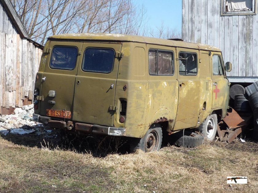 УАЗ 452 Ржавый