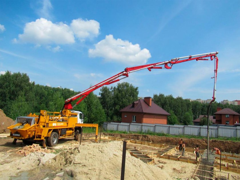 Автобетононасос 28 метров