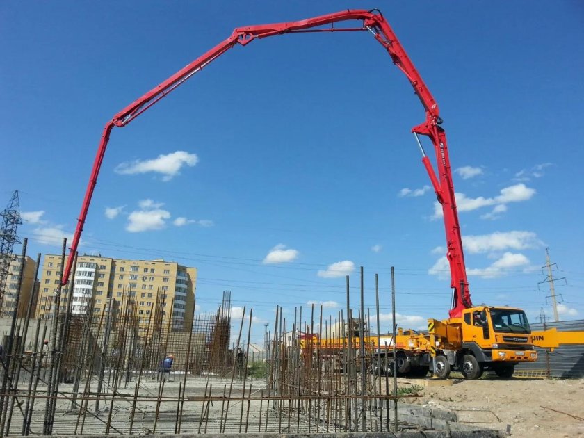 Бетононасос Либхер 52 метра