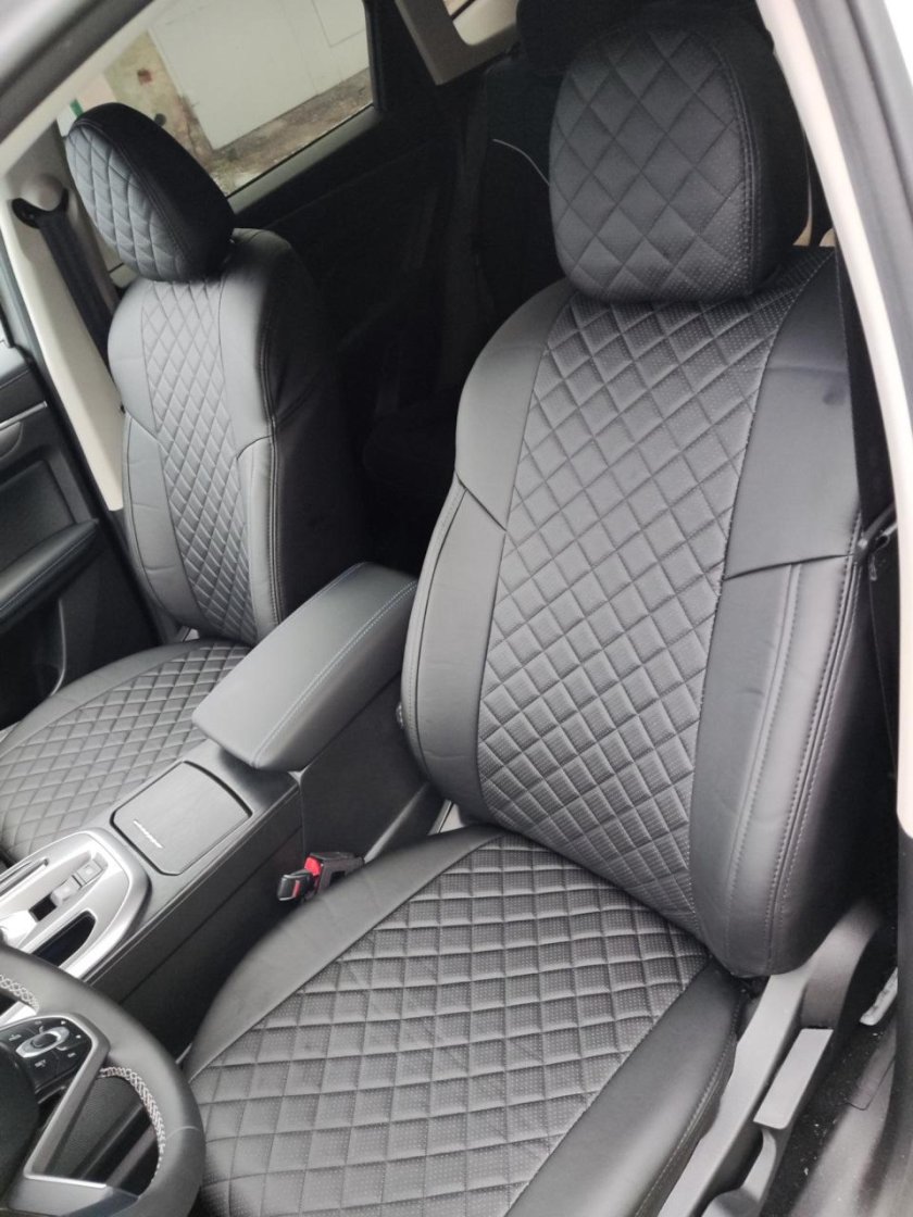 Чехлы на Haval Jolion