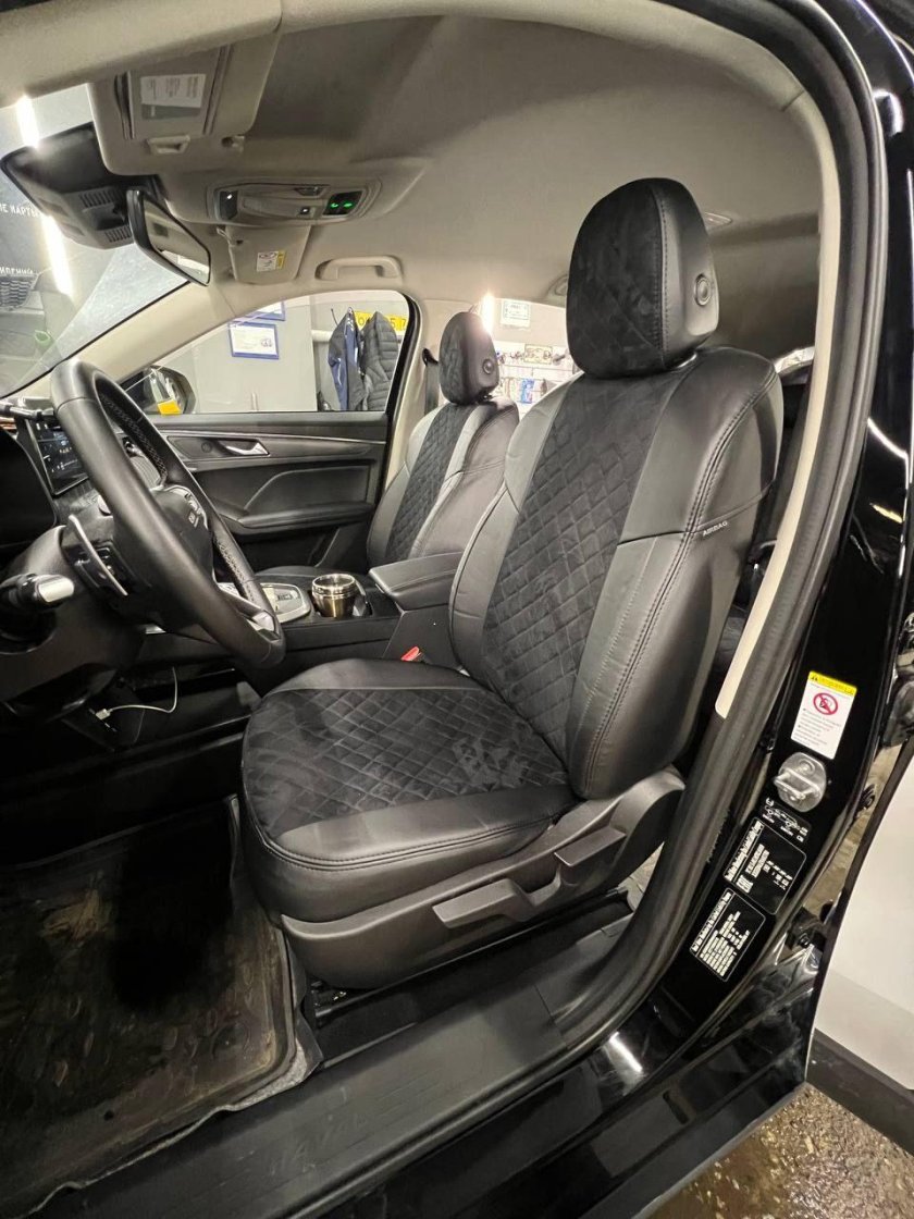 Чехлы на Haval Jolion