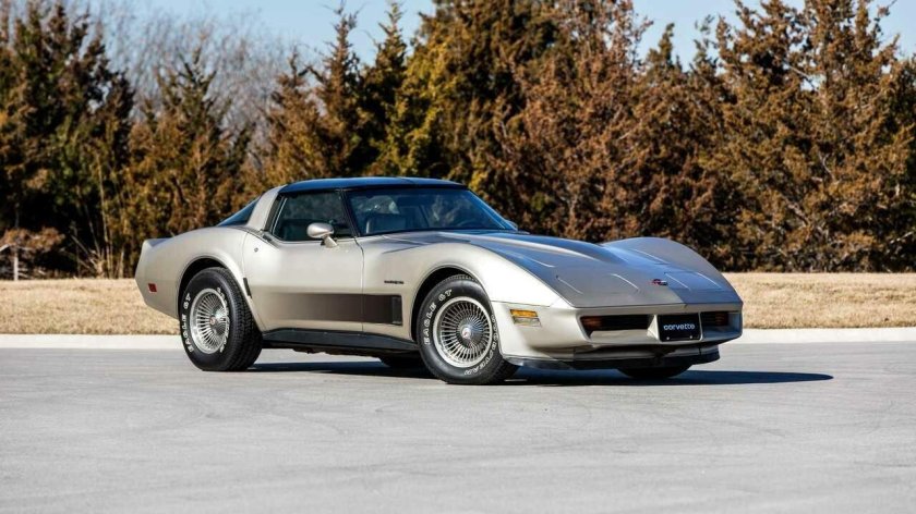 Chevrolet Corvette 1982