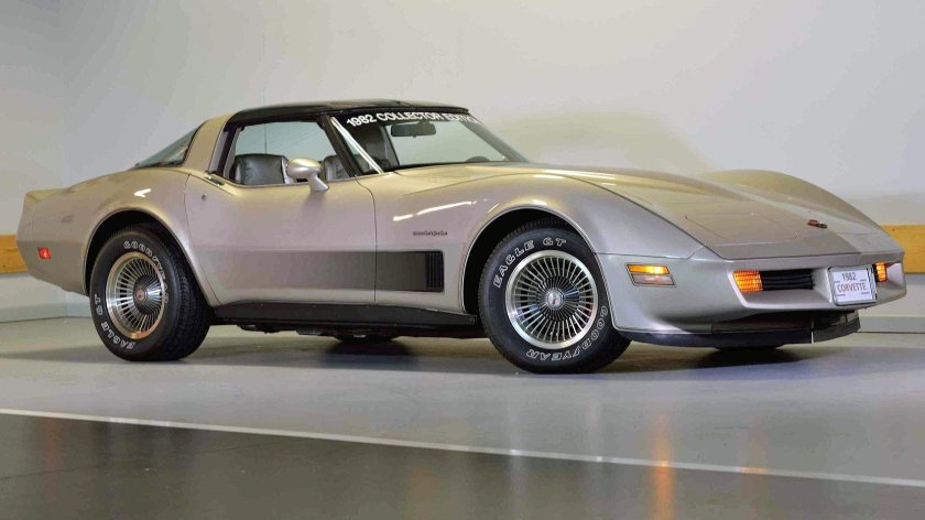 Chevrolet corvette 1982