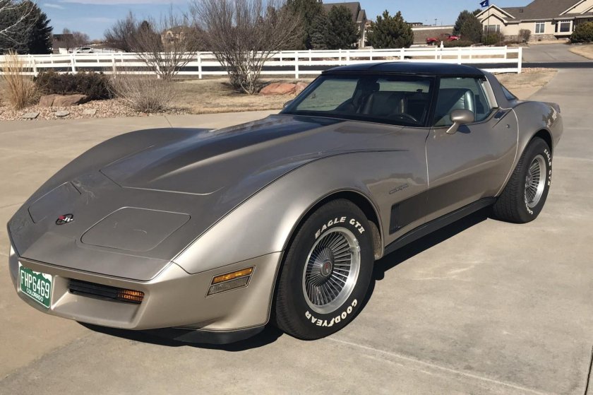 Chevrolet corvette c3 1982
