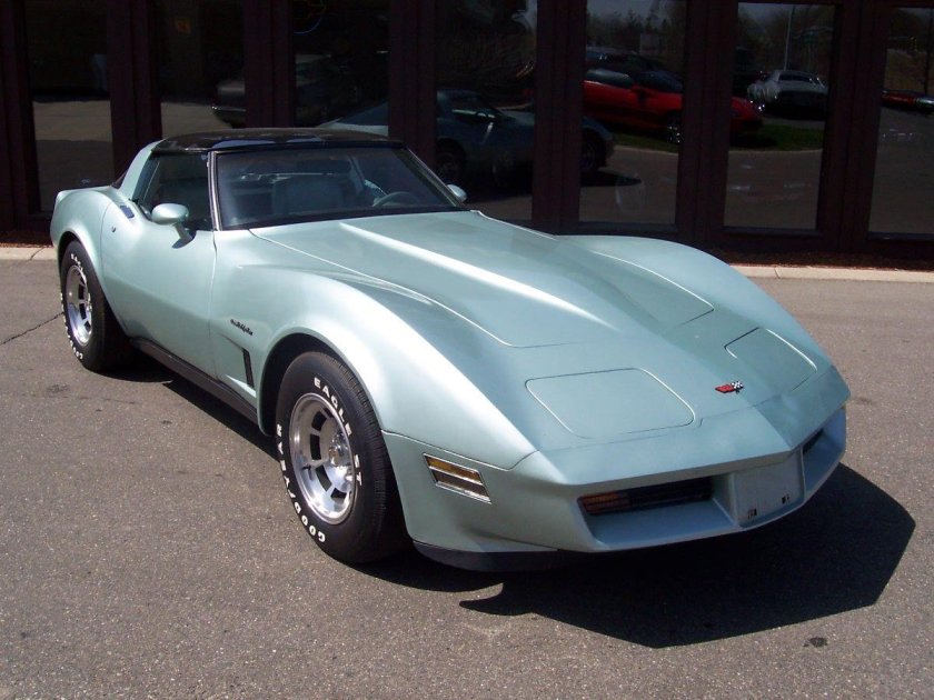 Chevrolet Corvette 1982
