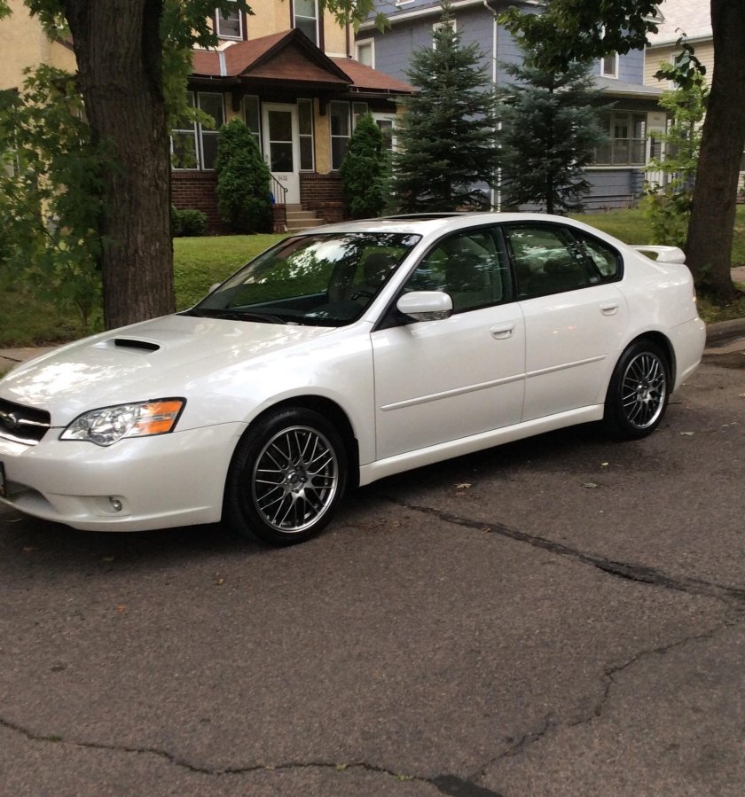 Subaru legacy gt