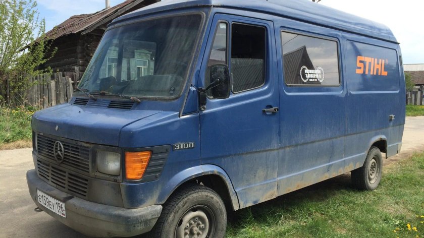 Мерседес бусик старый