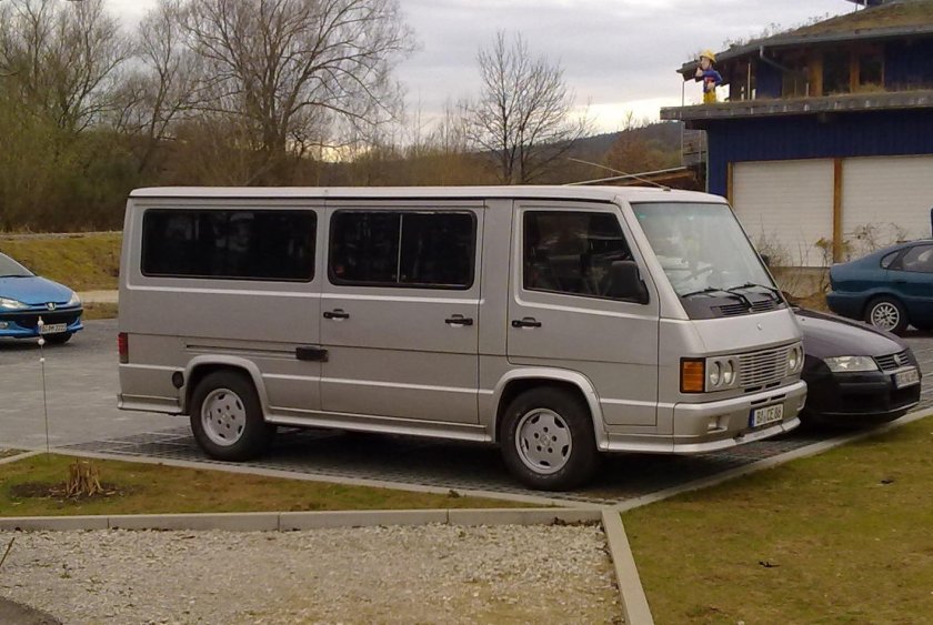 Mercedes-Benz mb100/mb140