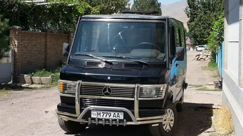 Мерседес Бенц т1 208д