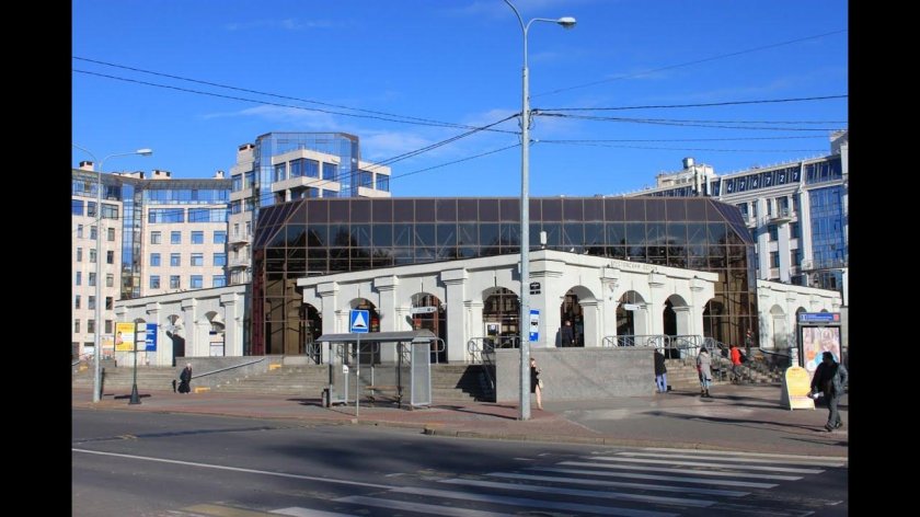 Станция метро Крестовский остров Санкт-Петербург