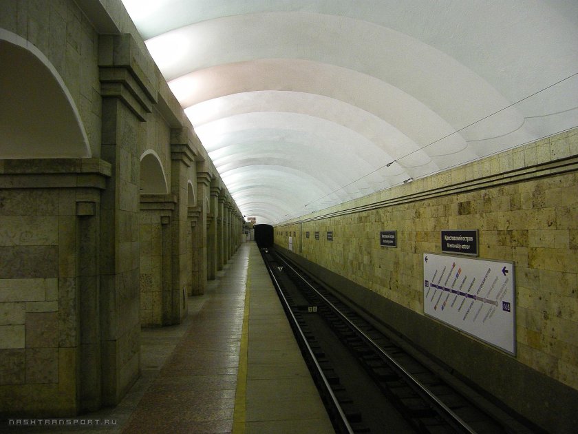 Станция метро Крестовский остров Санкт-Петербург