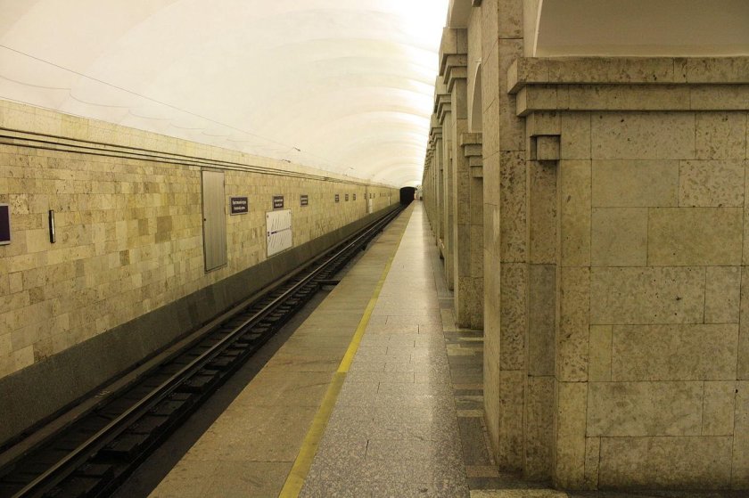 Крестовский остров метро