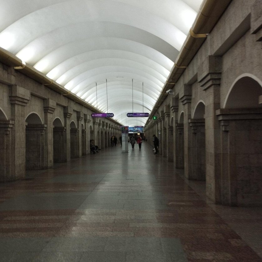 Станция метро крестовский остров