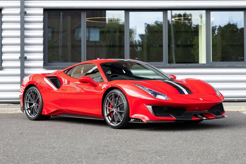Ferrari 488