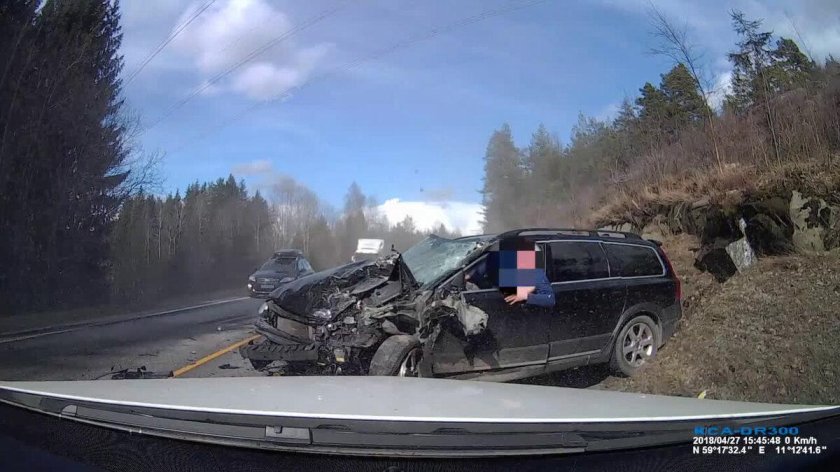 Вольво хс90 ДТП лобовое