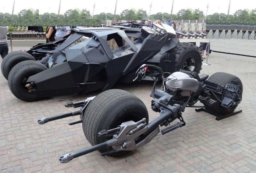 Бэтмобиль 2008