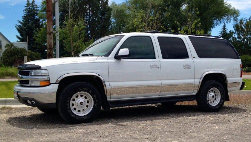 Chevrolet Suburban 2003