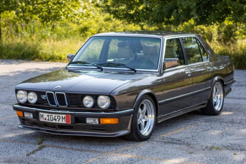 BMW e28 m535i