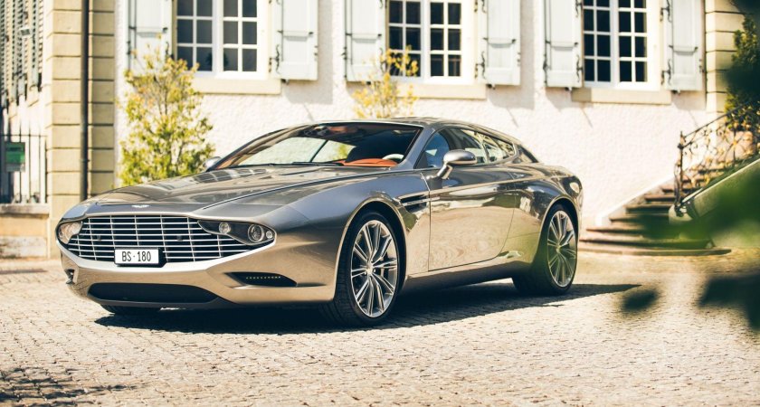 Астон Мартин Виктор