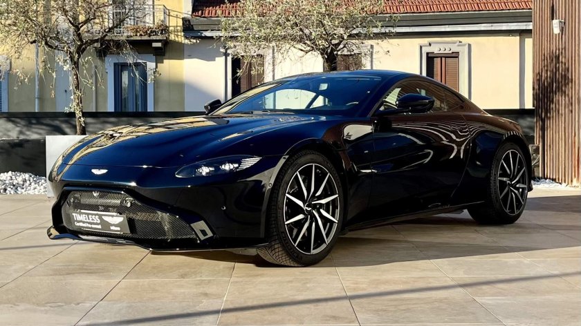 Aston martin vantage