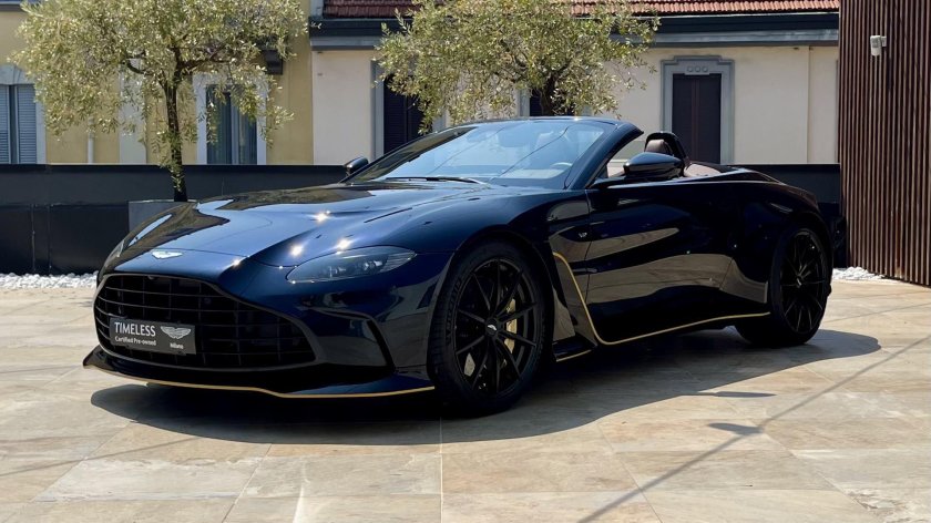 Aston martin v 12 vantage