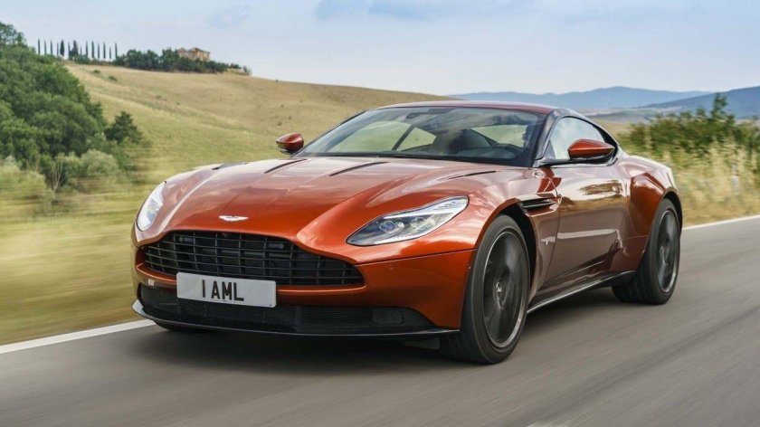 Астон Мартин db11