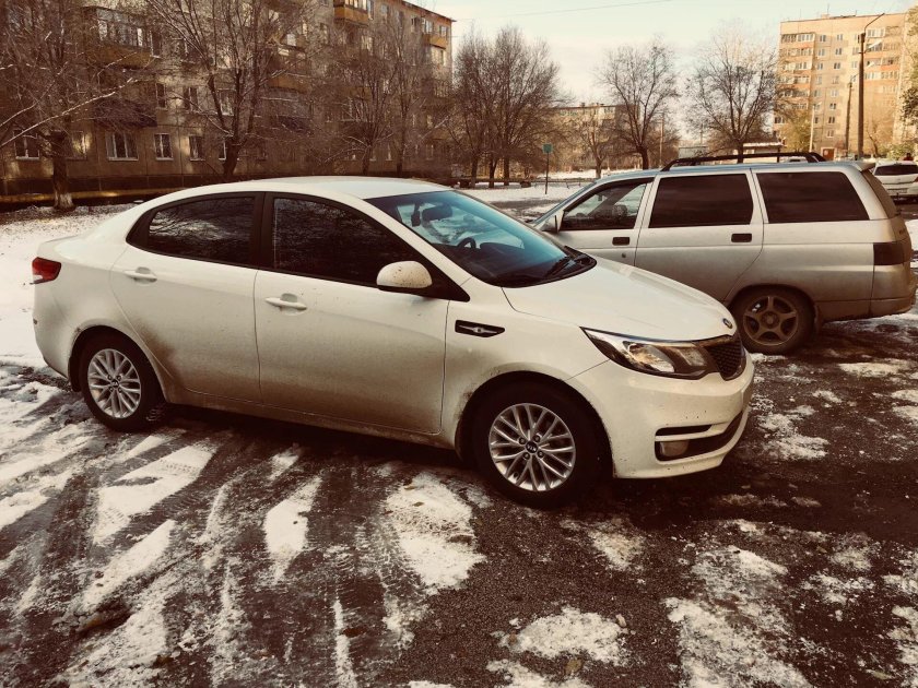 Kia Rio 4 r15