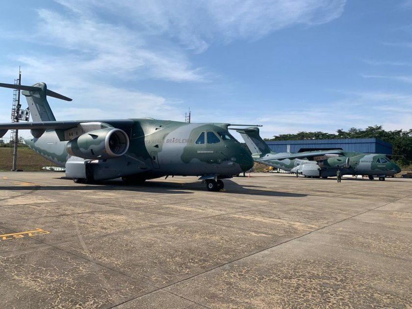 Самолет Embraer Kc-390