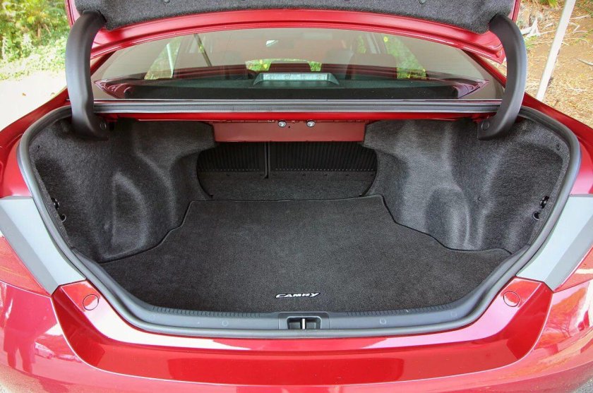 Toyota Camry багажник