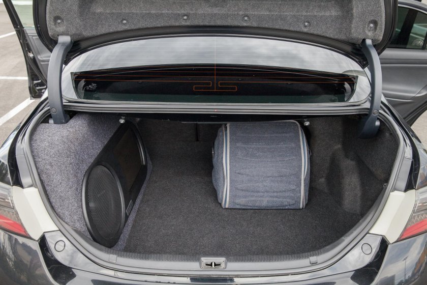 Багажник Камри 40