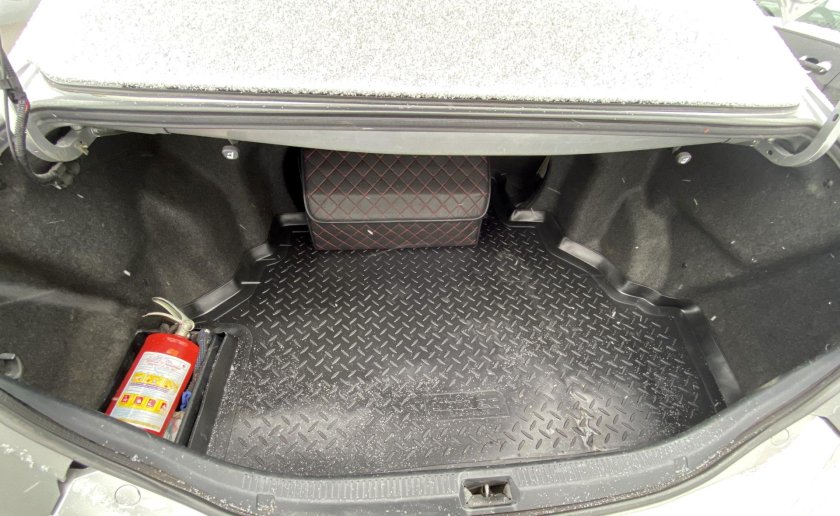 Багажник Тойота Камри 40