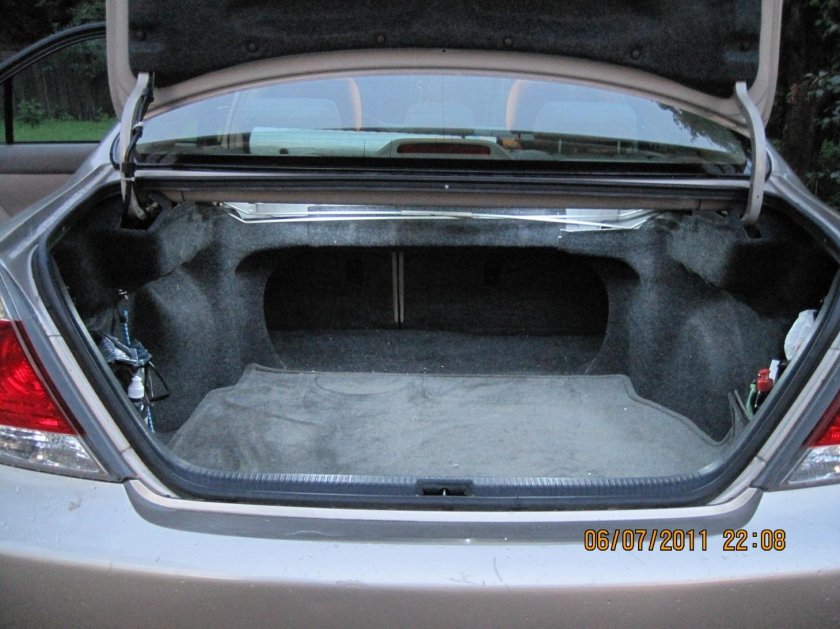 Тойота Камри 30 багажник