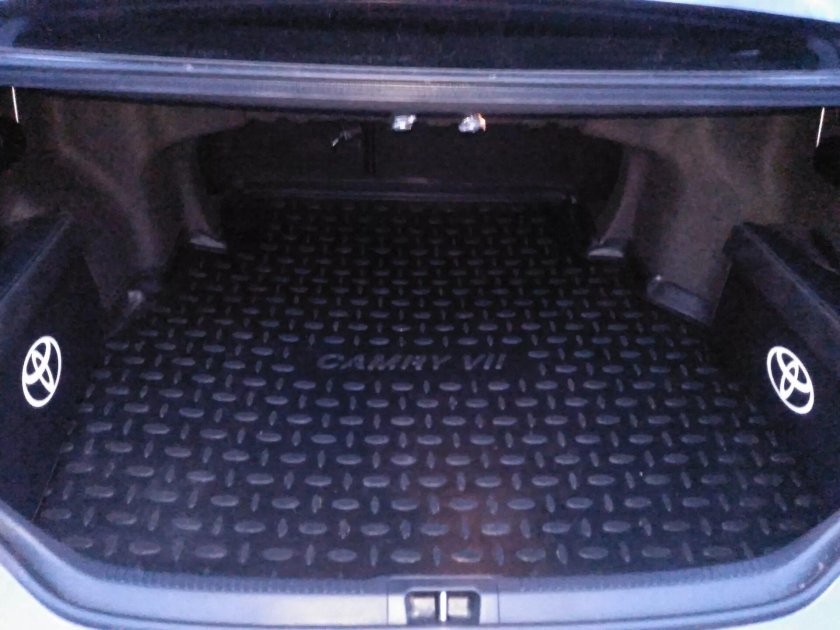 Тойота Камри 30 багажник