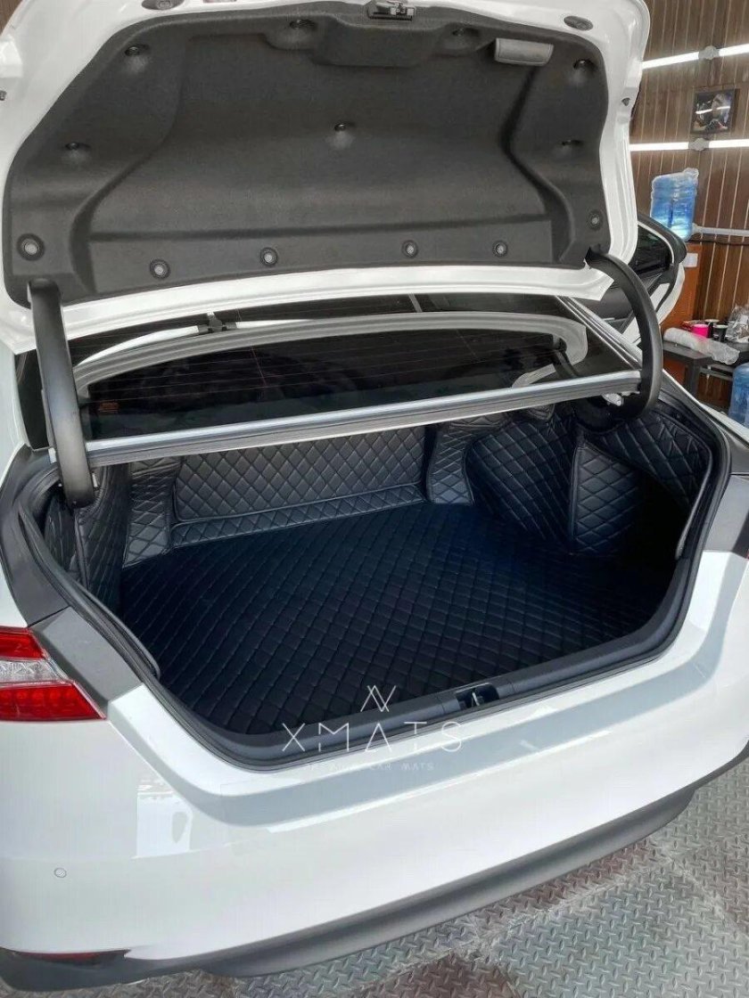 Багажник Камри 70