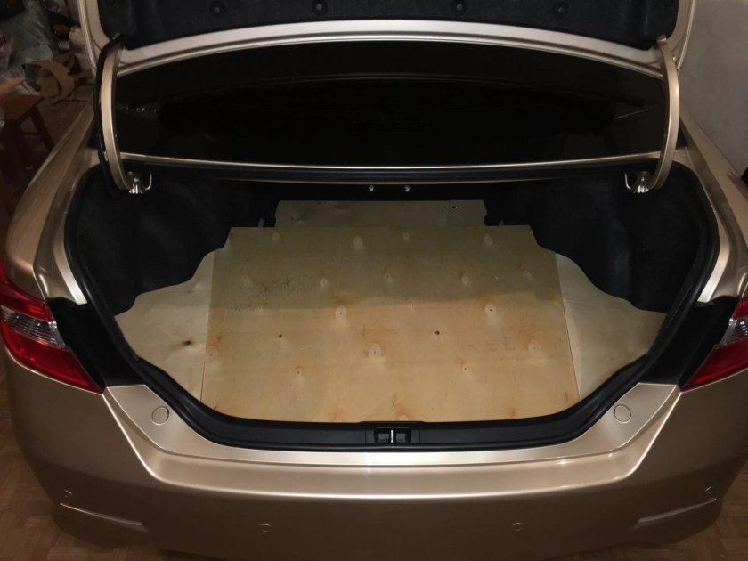 Багажник Камри 50