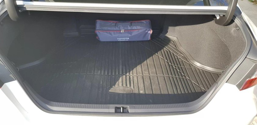 Багажник Тойота Камри 70