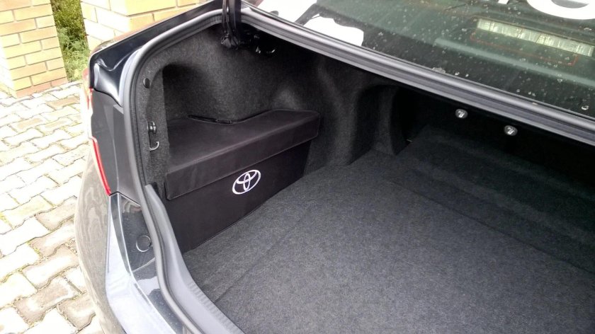 Багажник Тойота Камри 40