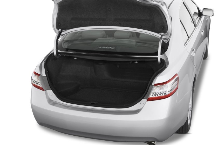 Toyota Camry 2010 Trunk