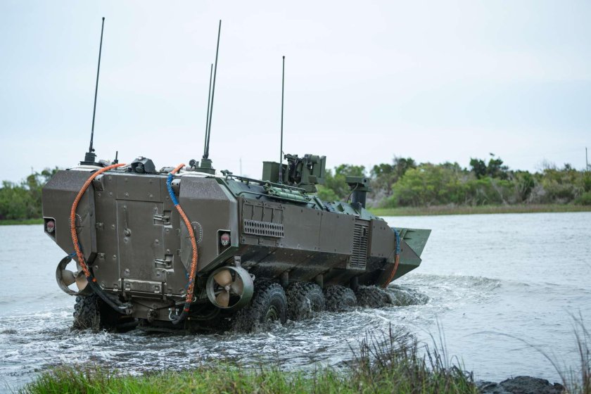 Marine corps amphibious combat vehicle