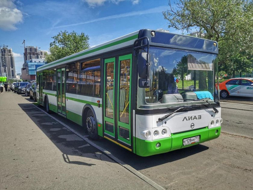 Автобус лиаз 5292