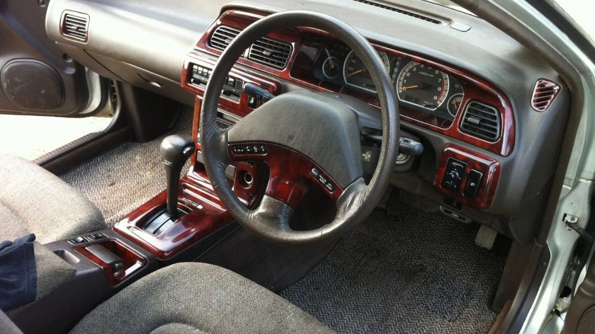 Nissan Cefiro a31 салон