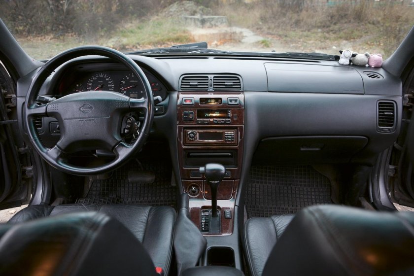 Nissan maxima a32 3.0