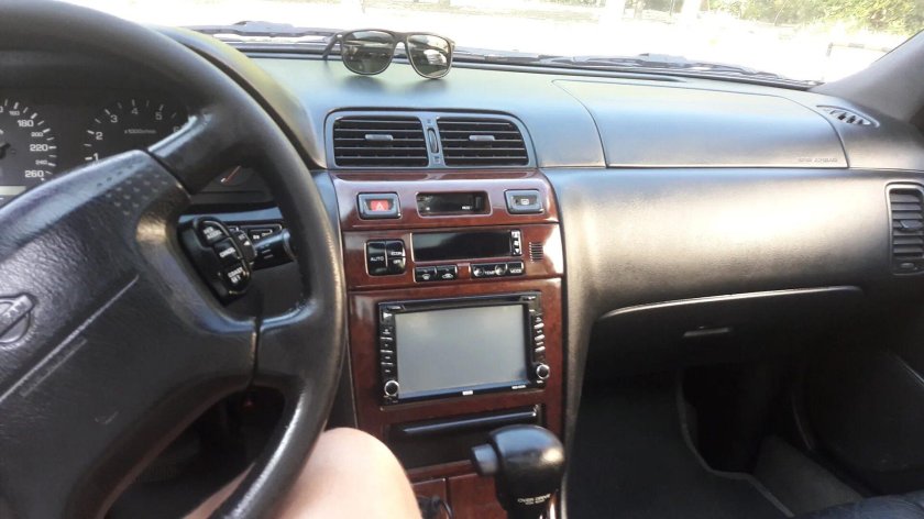 Nissan maxima a32 3.0