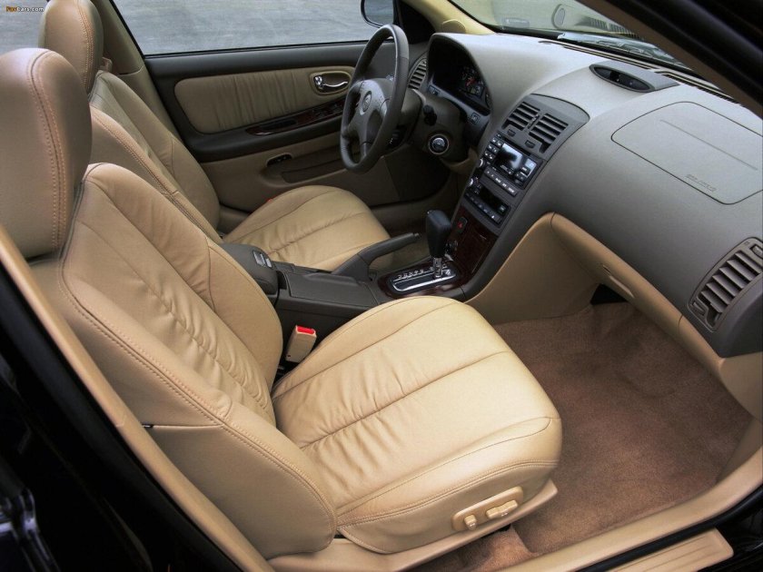 Ниссан Максима а33