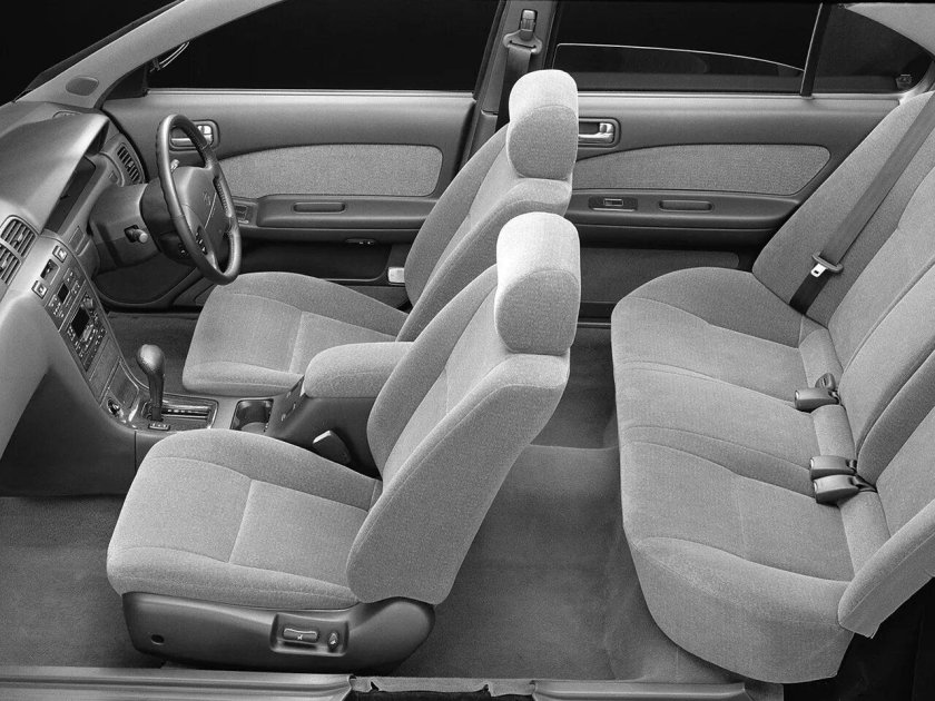 Nissan Cefiro a32 салон