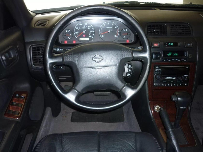 Ниссан Максима 2001 салон